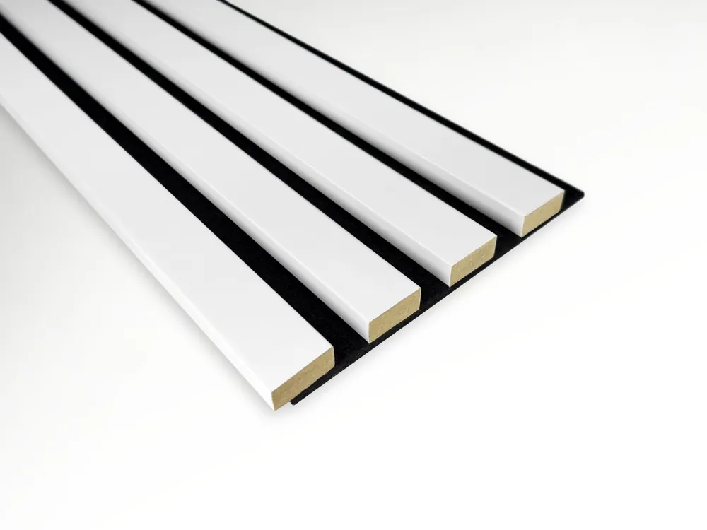 Lamel ścienny na filcu czarnym z MDF Biały lakierowany RAL 9003 Prestige Decor Dodaj do koszyka