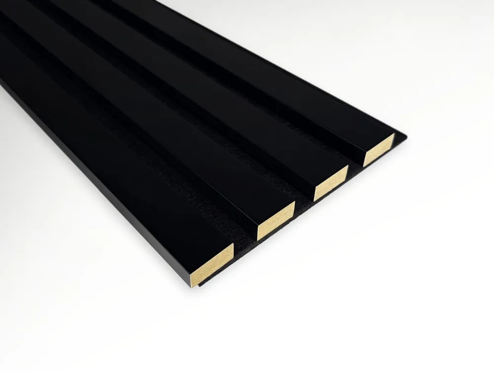 Ostatnia szansa Lamel ścienny na filcu czarnym z MDF Czarny lakierowany RAL 9005 Prestige Decor