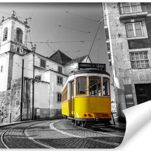 Fototapeta Tramwaj W Zabytkowej Dzielnicy Lizbony Sprawdź teraz