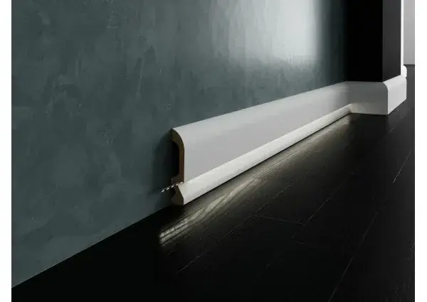 Zniżka Listwa przypodłogowa do oświetlenia LED LPC-19LE (10×1,9×244cm) Creativa
