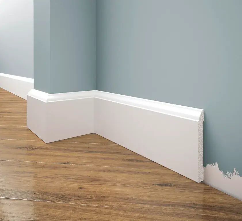 Listwa przypodłogowa malowana na biało LPC-15M (8,1×1,3×244cm) Creativa Obniżka ceny