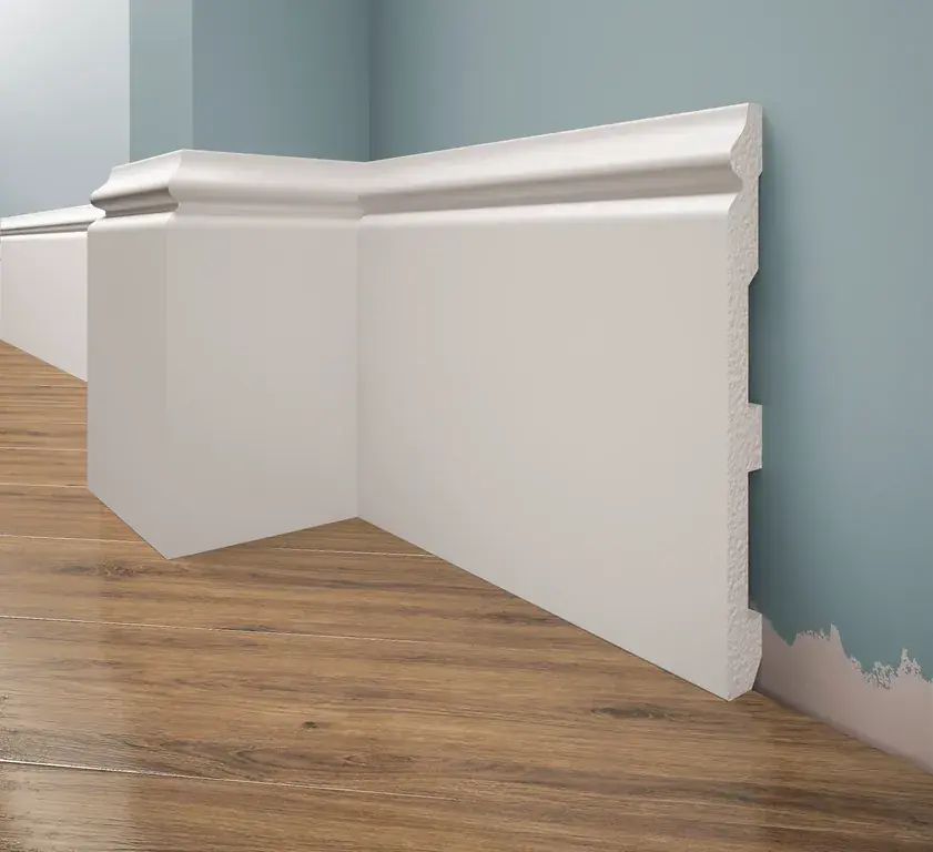 Listwa przypodłogowa malowana na biało LPC-33M (17,5×1,6×244cm) Creativa Promocja