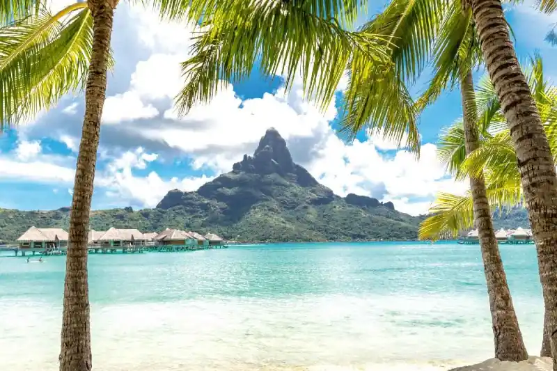 Dodaj do koszyka Fototapeta na flizelinie MS-5-3247 Widok na Bora Bora 375 x 250 cm
