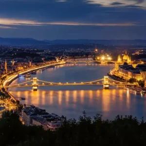 Tani FotoTAPETA na flizelinie 5060-8 Hungary Budapest