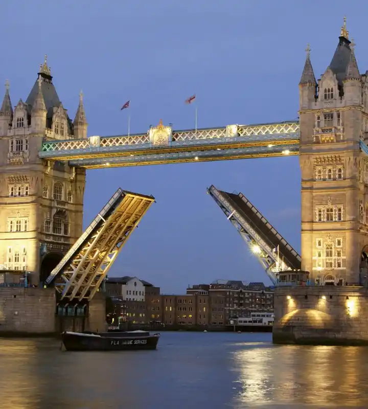 Popularny Fototapeta na flizelinie MS-3-0021 TOWER BRIDGE AT NIGHT