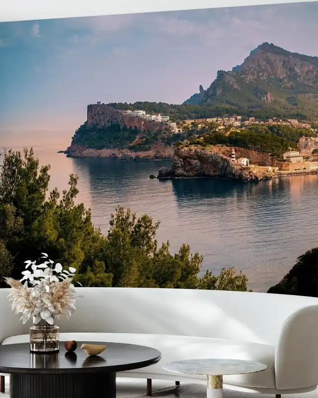 Widok na Port de Sóller na Majorce w Hiszpanii Bestseller