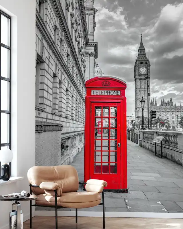 Cena promocyjna Londyńska budka telefoniczna