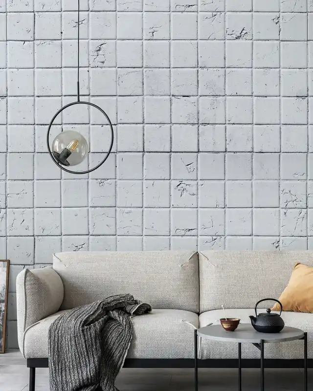Stara biała ściana z płytek - 15x15 Wybór klientów